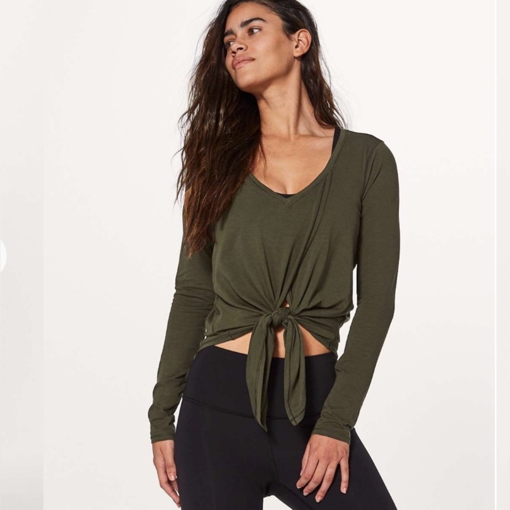 Lululemon Knot A Problem Long Sleeve Dark Olive T-shirt Top Vneck
